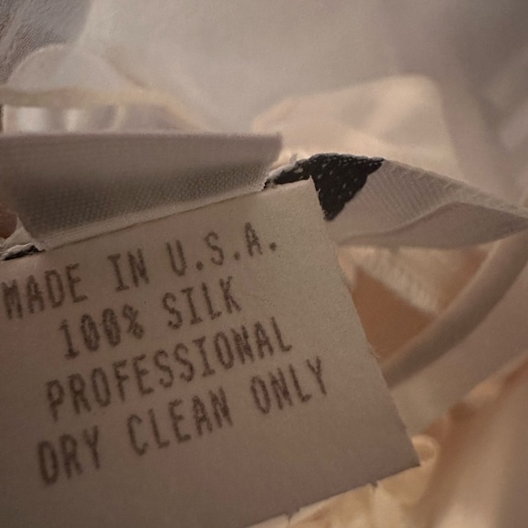 Geri Gerard Collection Silk Short Sleeve Blouse Too - Picture 9 of 9